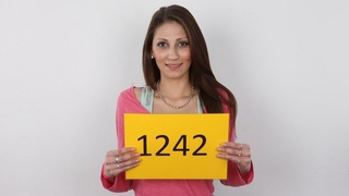 【CzechCasting】1242|Anna (25yo), a waitress from Brno 【CzechCasting】1242|Anna (25yo), a waitress from Brno