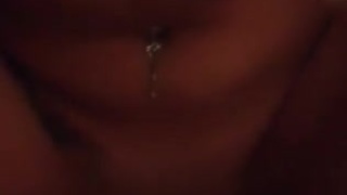 巨乳洋妞自己插 巨乳洋妞自己插