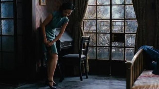 [영화 색계 무삭제판 편집본 1] 저는 이 영화를 안봤습니다. 그저.. 무삭제 편집본 만을 봤는데요… 영상미는 아주.. 좋더군요… 남자 주인공이.. 완전… 강렬한 섹스를.. 하더군요.. 남자나 여자나. .표정도 리얼고.. 자세도 리얼하고… 뭐. 실제 섹스를 했다는 뒷 이야기도 있긴 하지만… 이런거 은근 좋아하는 여성분들도 있던데… 다른건 다 모르겠고… 남자 주인공이 엄청 비매너인것은 확실!!!