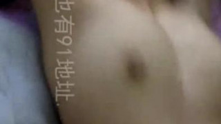 好色老婆一坐下去就狂搖,一直淫叫~微露臉(有影) 好色老婆一坐下去就狂搖,一直淫叫~微露臉(有影)