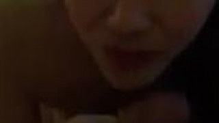 [國語自拍]「太會享受了～你這個男人」約大奶人妻摩鐵啪啪！賣力口交男的超爽 （有影）