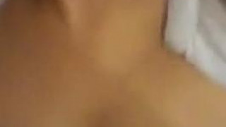 「給我~好喜歡你操我」輕熟OL試過就愛上~顏射完還意猶未盡一直舔:每次都會高潮! (有影) 「給我~好喜歡你操我」輕熟OL試過就愛上~顏射完還意猶未盡一直舔:每次都會高潮! (有影)