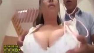 【モニタリングAV】医者とデカパイ看護婦が礼金目当てにファック! - 1 【モニタリングAV】医者とデカパイ看護婦が礼金目当てにファック! - 1