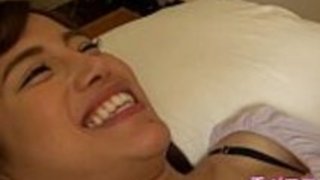 日本のアジアの女の子顔リッキング、舌フェチ、Spit Fetish 2