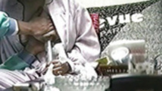 妻の裸の身体と猫盗撮 妻の裸の身体と猫盗撮