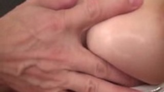 ミュウ渡辺にとって大きなペニスを持つ過酷な出会い ミュウ渡辺にとって大きなペニスを持つ過酷な出会い