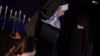 アジアの修道女は、キリストの教えを再発見しています アジアの修道女は、キリストの教えを再発見しています