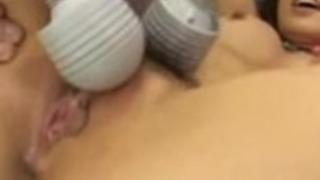 日本の女の子はおもちゃで遊びます 日本の女の子はおもちゃで遊びます
