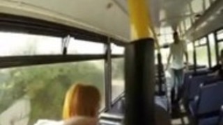 大学のパーティーのポルノビデオ20でファック