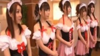 北川瞳巨乳メイドだらけのエロ喫茶