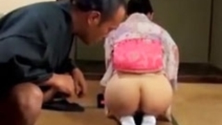 茶の湯も立てれば男根もボッキてる!和服熟女が足繁く通う理由♪先生との濃密な2回戦セクロス! 茶の湯も立てれば男根もボッキてる!和服熟女が足繁く通う理由♪先生との濃密な2回戦セクロス!
