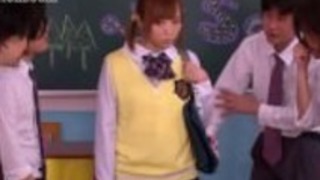恥ずかしがり屋の日本の女子高生フェラチオ 恥ずかしがり屋の日本の女子高生フェラチオ