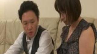 お隣同士で秘密の密会を繰り返す泥沼のW不倫 お隣同士で秘密の密会を繰り返す泥沼のW不倫