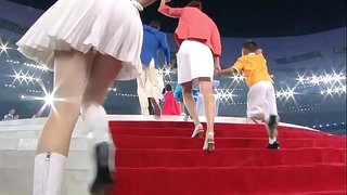 オリンピック閉会式セレモニーでまさかのパンチラ! オリンピック閉会式セレモニーでまさかのパンチラ!
