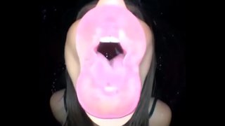 透明なアクリル板舐め 透明なアクリル板舐め