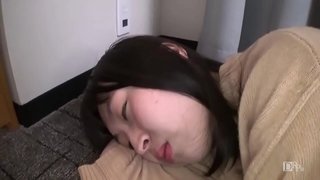 道端に寝ていた娘をホテルへ持ち帰り 1 道端に寝ていた娘をホテルへ持ち帰り 1