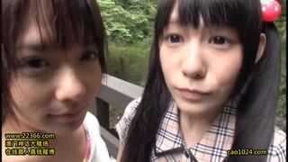 開放感を突き詰めた結果渓流にかかる橋の上での3Pパコw 開放感を突き詰めた結果渓流にかかる橋の上での3Pパコw