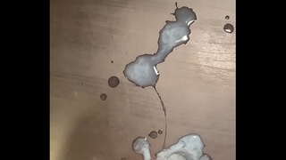 男子高校生が1週間ぶりのおなにーで大量射精 男子高校生が1週間ぶりのおなにーで大量射精