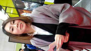 大阪モータショー 山代温泉ブースにて 綺麗なスタッフ 社員さんだそうです 大阪モータショー 山代温泉ブースにて 綺麗なスタッフ 社員さんだそうです