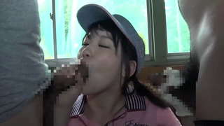 ２度見しちゃうほど可愛いプロゴルファーの卵はアルバトロス級のエロBODYを持つ18才でした。　根が変態だからクリトリスを大きく勃起させて自ら挿入を懇願してくる。美乳を揺らしながらの騎上位素股で発射、コスプレさせて中出しフィニッシュ！アルバトロス達成！！　Full→https://bit.ly/2RV991s