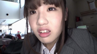 社内で熟睡している無防備パンチラSOD女子社員が目覚める前に朝方こっそりズボっとち○ぽ挿入! 社内で熟睡している無防備パンチラSOD女子社員が目覚める前に朝方こっそりズボっとち○ぽ挿入!