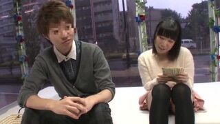 お金の誘惑に負けて友人と一線を越えてガチパコ開始しちゃう素人の真面目娘 お金の誘惑に負けて友人と一線を越えてガチパコ開始しちゃう素人の真面目娘