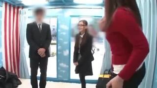 眼鏡のOL美女がMM号で野球拳→そのままパコを盗撮されて無事流出 眼鏡のOL美女がMM号で野球拳→そのままパコを盗撮されて無事流出