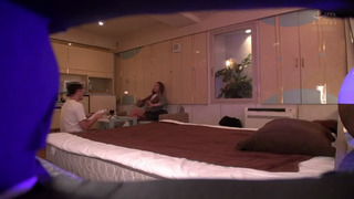 「マッサージさせていただけませんか?」募集にホイホイやってきた超生意気ギャルを悶絶媚薬マッサージで痙攣イキさせている隙を突いて激パコ中出し!