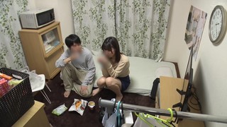 OYC-297 友達と飲み会後、終電を逃して家に泊めた親友の彼女。3 言葉巧みに口説いて、朝まで何度も何度もハメていたら、心配して彼女を探してボクの家まで… OYC-297 友達と飲み会後、終電を逃して家に泊めた親友の彼女。3 言葉巧みに口説いて、朝まで何度も何度もハメていたら、心配して彼女を探してボクの家まで…